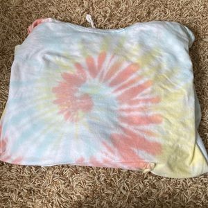 Super cute pastel tie-die hoodie